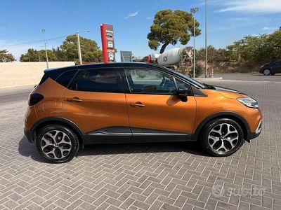 Usata Renault Captur 90 CV (66 kW) 2019 Arancione SUV