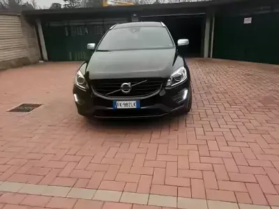 Usata Volvo XC60 150 CV (110 kW) 2017 Nero SUV