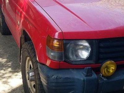 Usata Mitsubishi Pajero 100 CV (73 kW) 1994 Rosso SUV