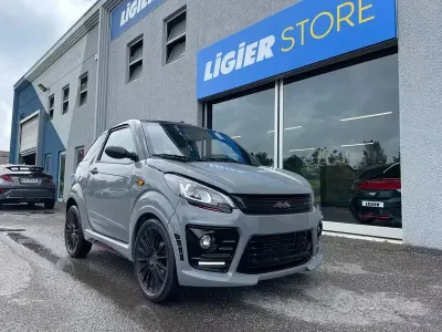 Begagnad Ligier JS50 2020 Grå Halvkombi
