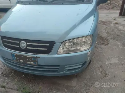 Usata Fiat Multipla 120 CV (88 kW) 2007 Bluazzurro Monovolume