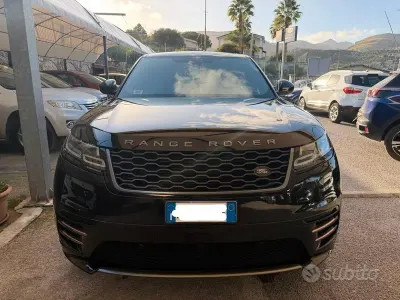 Usata Land Rover Range Rover Velar R-Dynamic 241 CV (177 kW) 2019 Nero SUV