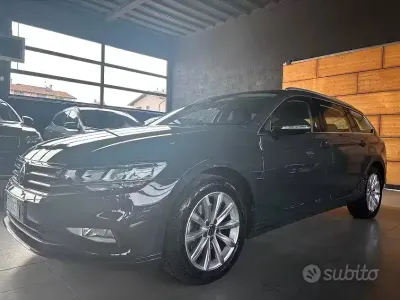 Usata VW Passat Business 150 CV (110 kW) 2021 Grigio Station wagon