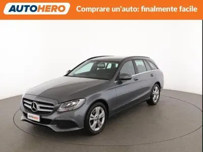 Usado Mercedes C200 Business 136 CV (100 kW) 2017 Gris Familiar