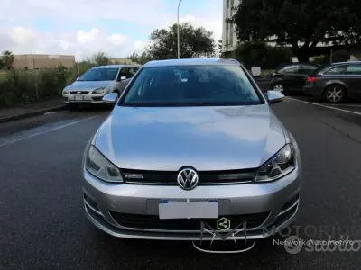 Usata VW Golf VII Comfortline 116 CV (85 kW) 2015 Argento Berlina