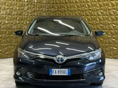 Usata Toyota Auris Hybrid