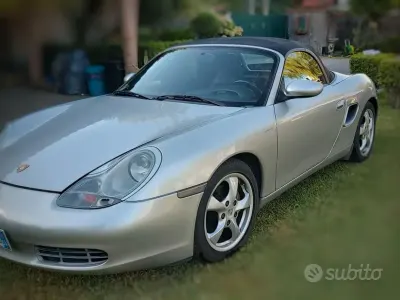 Usata Porsche Boxster 204 CV (150 kW) 2002 Grigio Cabrio