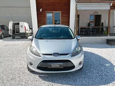 Begagnad Ford Fiesta 82 HK (60 kW) 2011 Grå Halvkombi