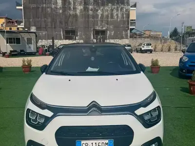 Usata Citroën C3 Shine 102 CV (75 kW) 2021 Bianco Utilitaria