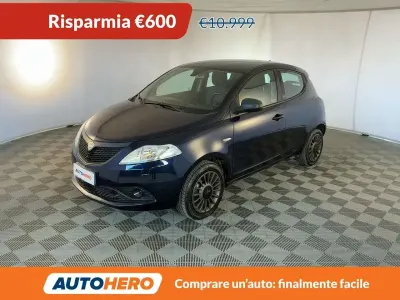 Usata Lancia Ypsilon Silver 71 CV (52 kW) 2020 Blu/azzurro Utilitaria