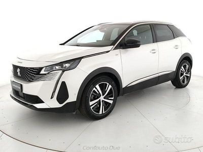 Usata Peugeot 3008 GT 130 CV (95 kW) 2022 Bianco SUV