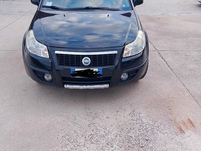 Usata Fiat Sedici Dynamic 107 CV (78 kW) 2007 Nero SUV