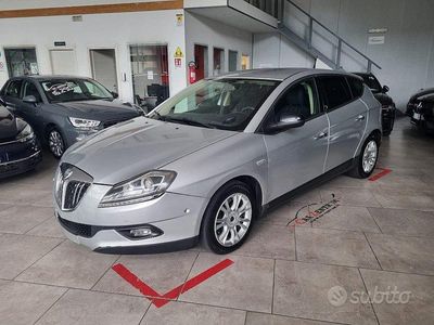 Usata Lancia Delta 190 CV (139 kW) 2011 Grigio Utilitaria