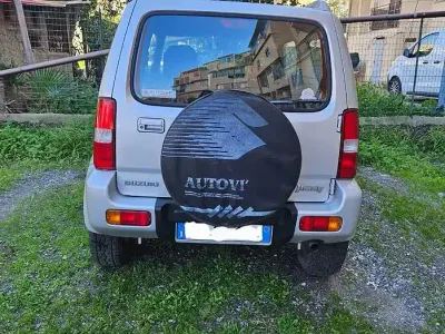 Usata Suzuki Jimny 86 CV (63 kW) 2006 Grigio SUV