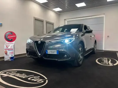 Usata Alfa Romeo Stelvio Business 190 CV (139 kW) 2022 Grigio SUV