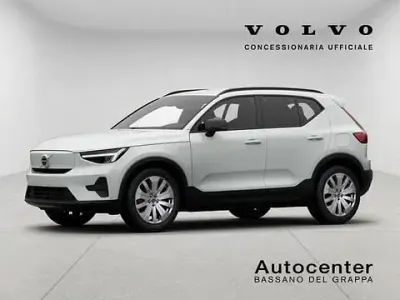 Nuova Volvo EX40 Core 100 kW (137 CV) 2026 SUV