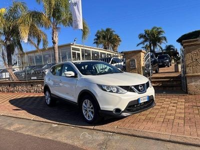 Usata Nissan Qashqai 131 CV (96 kW) 2017 Bianco SUV