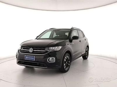 Usata VW T-Cross Sportline 95 CV (69 kW) 2023 Deep black perlato SUV