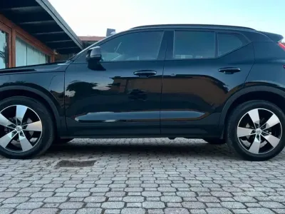 Usata Volvo XC40 150 CV (110 kW) 2019 Nero SUV