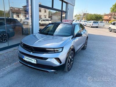 Usata Opel Mokka 131 CV (96 kW) 2025 Grigio SUV