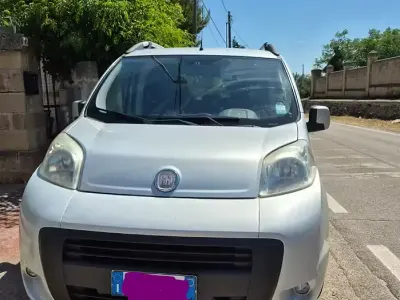 Usata Fiat Qubo Trekking 95 CV (69 kW) 2011 Grigio Monovolume