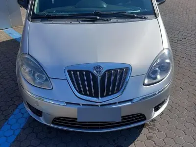 Occasion Lancia Musa 77 PK (56 kW) 2012 Grijs MPV