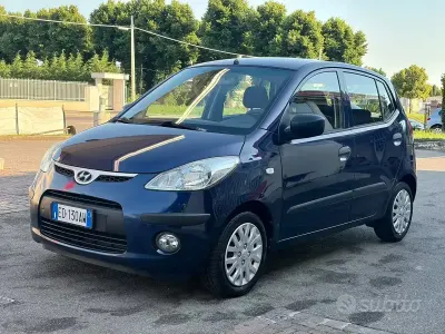 Usata Hyundai i10 66 CV (48 kW) 2010 Blu Utilitaria