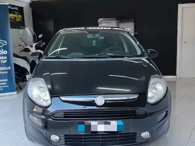 Usata Fiat Punto Evo 65 CV (47 kW) 2010 Blu Utilitaria