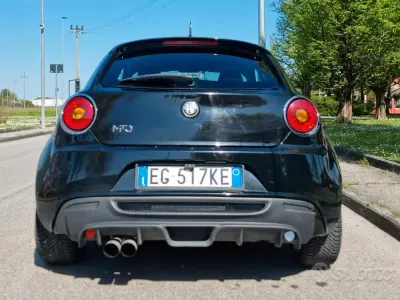Gebraucht Alfa Romeo MiTo 135 PS (99 kW) 2011 Schwarz Kleinwagen