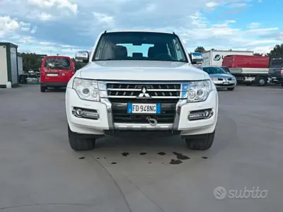 Usata Mitsubishi Pajero 190 CV (139 kW) 2016 Bianco SUV