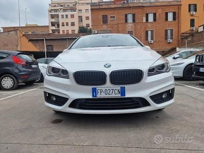 Usata BMW 218 Active Tourer Advantage 150 CV (110 kW) 2018 Bianco Monovolume