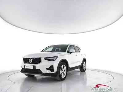 Usata Volvo XC40 Core 163 CV (119 kW) 2025 Bianca SUV