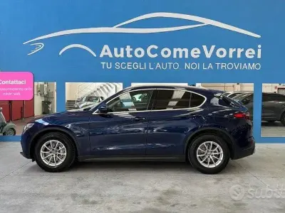 Usata Alfa Romeo Stelvio Business 179 CV (131 kW) 2018 Blu SUV