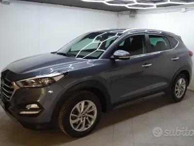Usata Hyundai Tucson Xpossible 116 CV (85 kW) 2017 Grigio SUV