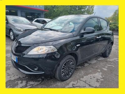 usata Lancia Ypsilon 1.2 69 CV 5 porte S&S Gold