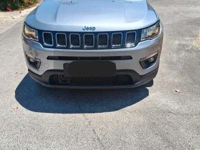 Usata Jeep Compass 120 CV (88 kW) 2018 Grigio SUV