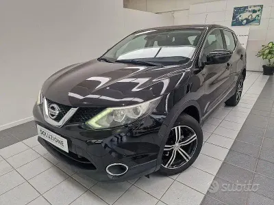Usata Nissan Qashqai Acenta 130 CV (95 kW) 2017 Nero SUV