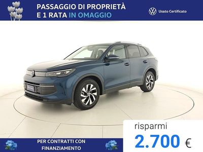 Nuova VW Tiguan R-line Plus 150 CV (110 kW) 2025 Nightshade blue metallizzato SUV