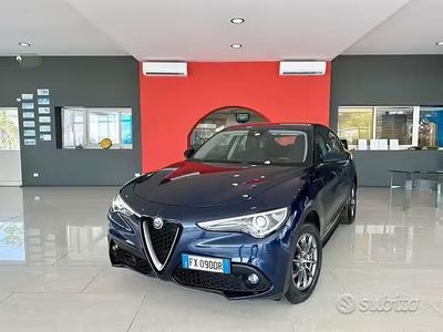 Usata Alfa Romeo Stelvio Super 180 CV (132 kW) 2019 Blu SUV