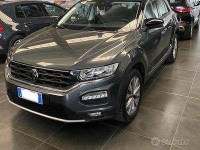 Usata VW T-Roc Style 110 CV (80 kW) 2021 Grigio SUV