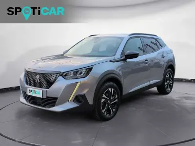 Usata Peugeot 2008 Allure 101 CV (74 kW) 2022 Grigio SUV
