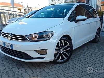 Usata VW Golf Sportsvan Comfortline 125 CV (91 kW) 2016 Bianco Monovolume