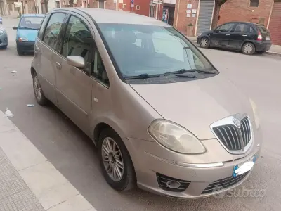 Usata Lancia Musa 69 CV (50 kW) 2009 Monovolume