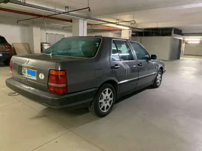 Usata Lancia Thema 181 CV (133 kW) 1991 Grigio Berlina