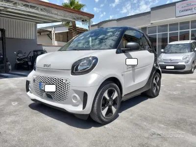 Usata Smart ForTwo Electric Drive 41 kW (56 CV) 2021 Bianco Cabrio