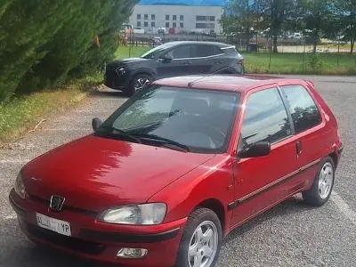 Usata Peugeot 106 75 CV (55 kW) 1997 Rosso Utilitaria