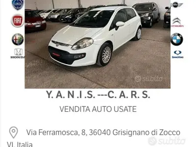 Usata Fiat Grande Punto 75 CV (55 kW) 2011 Bianco Utilitaria