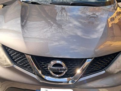 Usata Nissan Qashqai Tekna 116 CV (85 kW) 2016 Grigio SUV