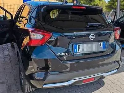 Usata Nissan Micra Tekna 90 CV (66 kW) 2017 Nero Utilitaria