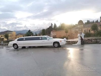 Usata Lincoln Town Car 1999 Bianco Berlina